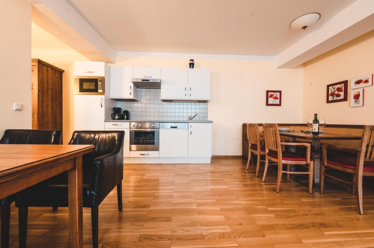 Appartements Cella Central Цел ам Зее Екстериор снимка