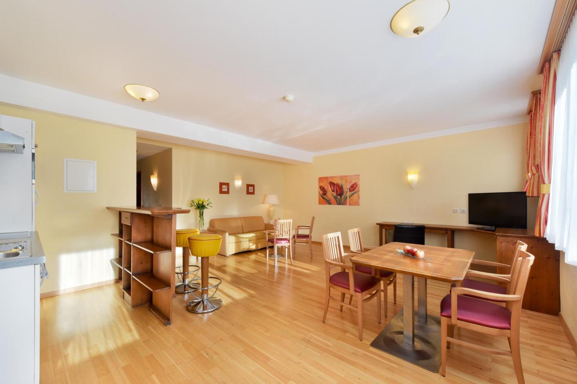 Appartements Cella Central Цел ам Зее Екстериор снимка