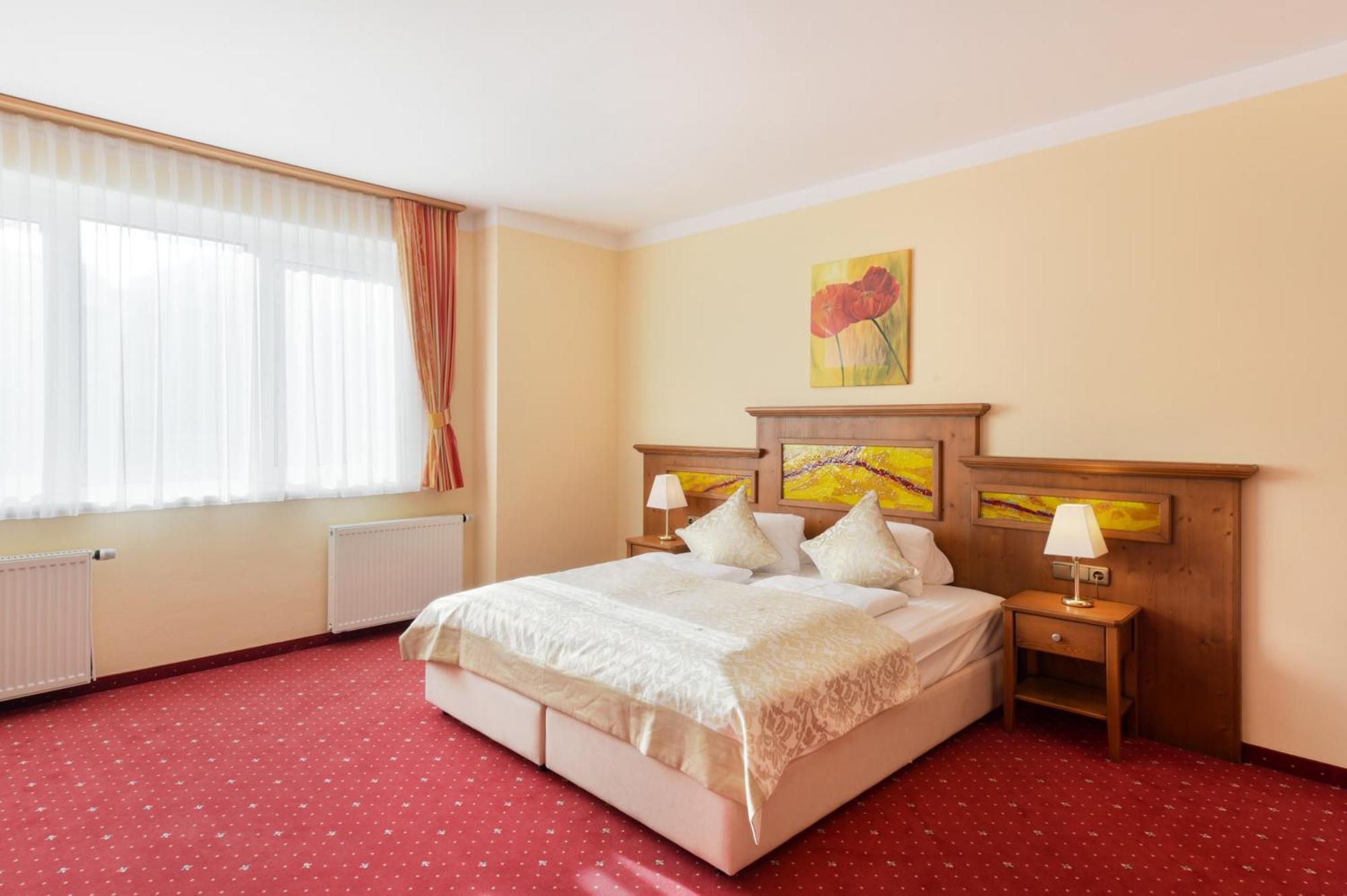 Appartements Cella Central Цел ам Зее Екстериор снимка