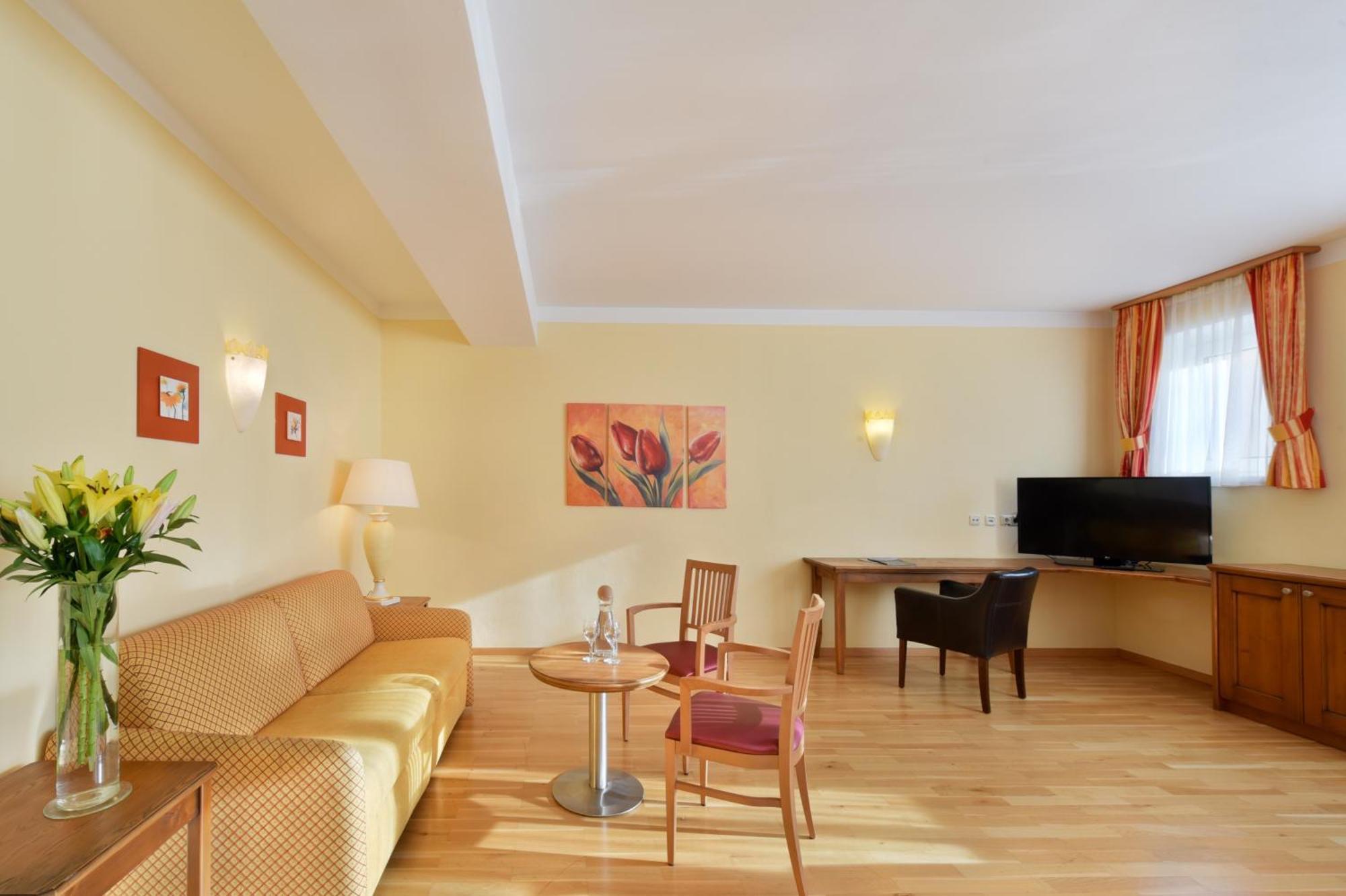 Appartements Cella Central Цел ам Зее Екстериор снимка