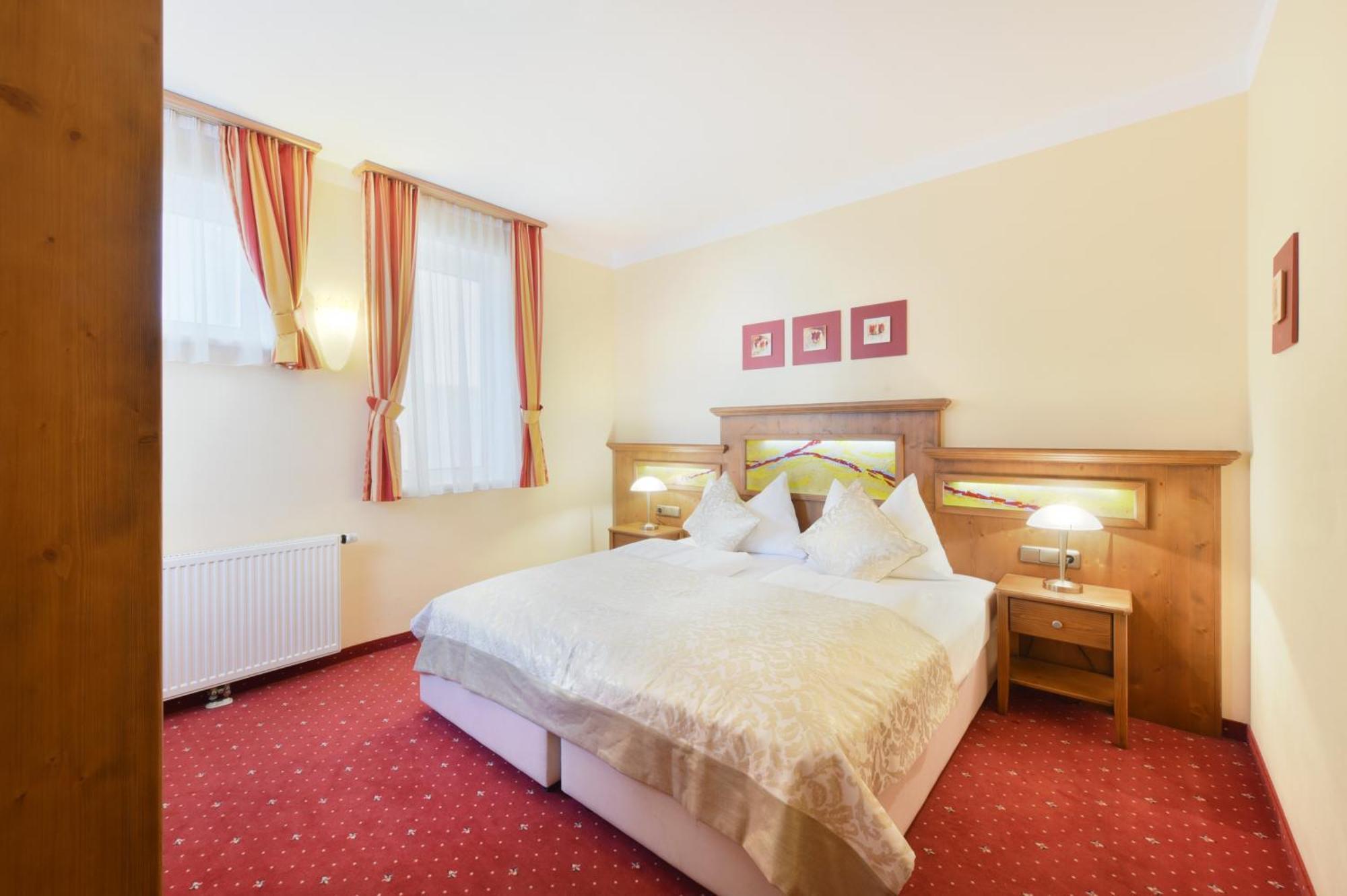 Appartements Cella Central Цел ам Зее Екстериор снимка