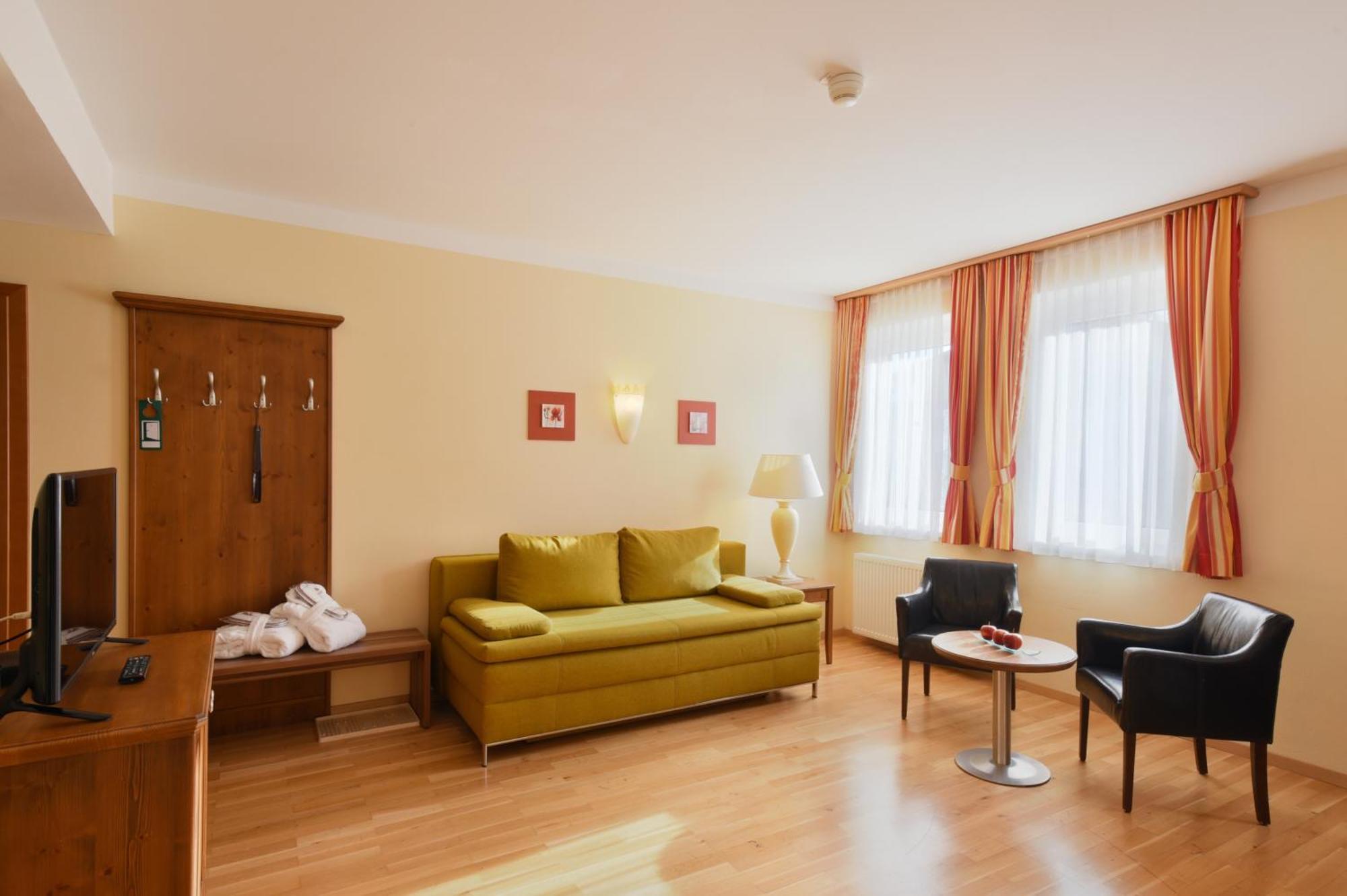 Appartements Cella Central Цел ам Зее Екстериор снимка